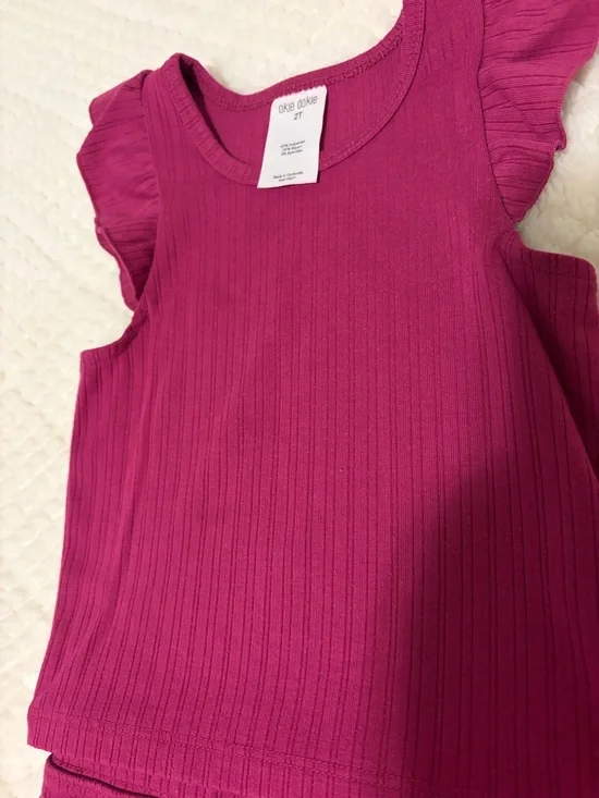 Children’s Ruffle Shoulder Dress Set - Magenta - Picture 2 of 3